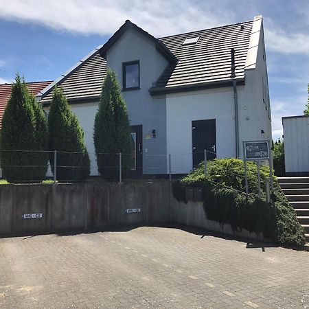 Villa Huegel _ Og_Fewo Göhren-Lebbin エクステリア 写真